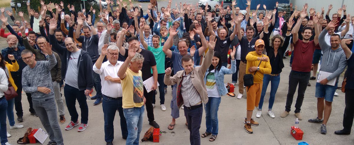 💥🎈 Après 2 ans de restriction, c’est avec plaisir que tous les collaborateurs se sont réunis pour fêter les 60 ans de l’entreprise.
Une belle journée de partage et de cohésion.👍