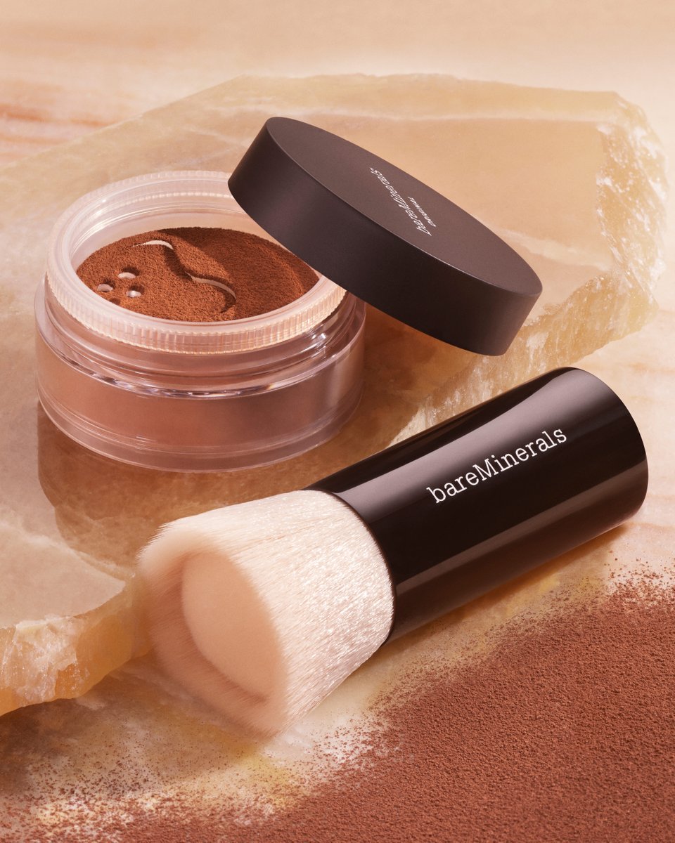 ⭐️⭐️⭐️⭐️⭐️ review of the ORIGINAL skin-improving mineral foundation. 

“I have sensitive, oily-combination skin and I feel lucky to start my make-up journey with this product 8 years ago." – Yanna

Available now at Sephora 🤍 #CleanAtSephora

#BareYourBestSkin