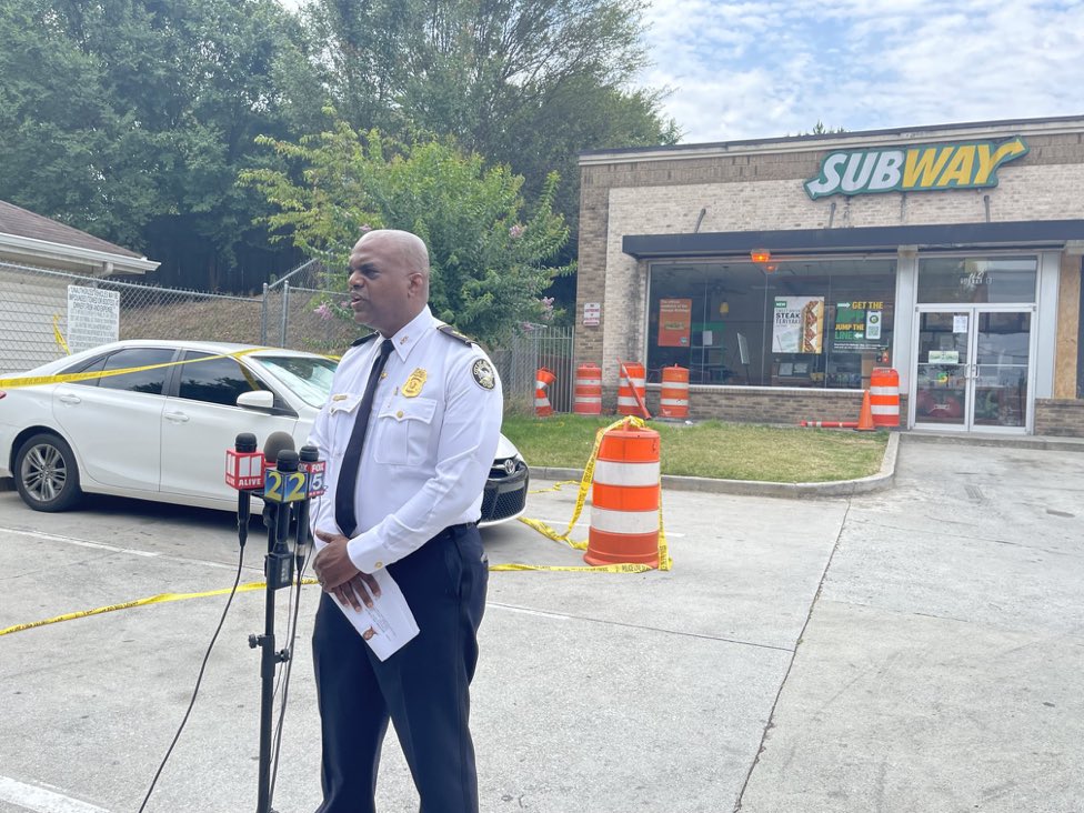 APD has confirmed that a 36y/o man shot &amp; killed a 26y/o woman at Subway  after she didn’t put “enough mayo” on his sandwich. Please pray for this city!