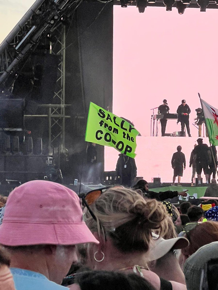 AntonioDivaira's tweet photo. I was a few rows back but also invested!! #findsally #coop @coopuk #glastonburyfestival2022 https://t.co/ZWq9ThySfp