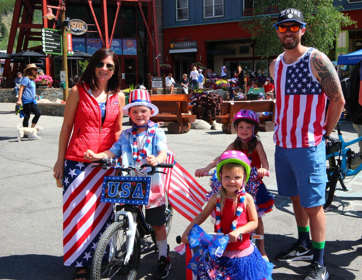 skisummitcove's tweet photo. The 4th of July is just one week away! Head to Keystone to celebrate on Saturday, July 2 with Stars & Guitars! You can shop from local artists... https://t.co/pGw6DOmBLx
#4thofjuly #julyfourth #keystone #keystoneco #visitkeystone #starsandguitars #july4 #independenceday #colorado https://t.co/ccnmixZyaO