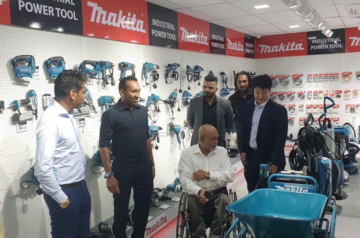 Makita showroom sales