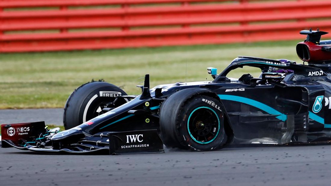 RecapF1's tweet photo. It's RACE WEEK!!! Viajamos hasta Silverstone, circuito que en los últimos años ha sido algo accidentado... 😅

#F1 #BritishGP https://t.co/fd0HdnvbUg
