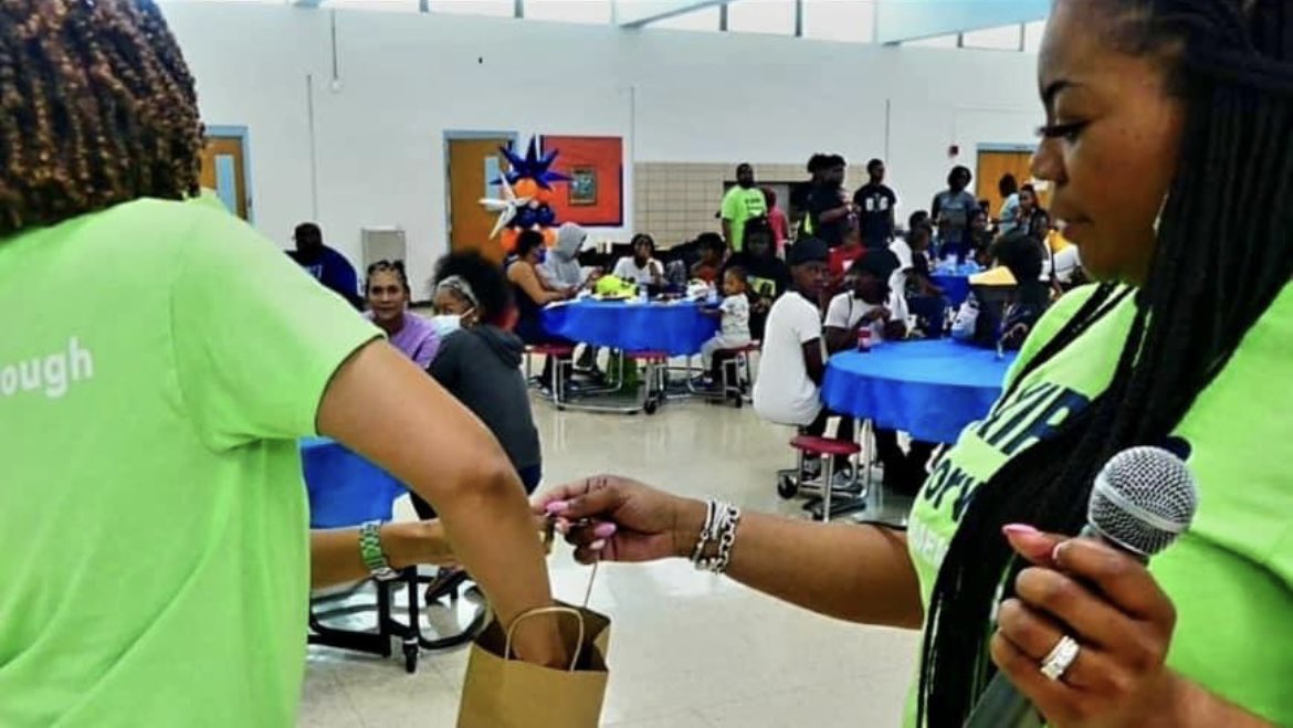 KimDurham1908's tweet image. We had an awesome time celebrating our KMCH C/O 22 alumni as they embark on the post-secondary and career pathway that will guide the next phase of their lives. #KIPPForward #KippMemphis #PackingforCollegeParty #BacktoBasics #ToandThrough @AntonioMBurt