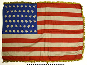 spurlockmuseum's tweet photo. It is July 4th! You know what that means… Fireworks. Red, White, and Blue everywhere you can see. And, lots of outdoor festivities. Enjoy your holiday with this 46-Star American flag from around 1910!

📷 46-Star American Flag 
📎 https://t.co/Hqvnj0qaCx

#spurlock #uiuc #usa https://t.co/y3Brw3dKdp