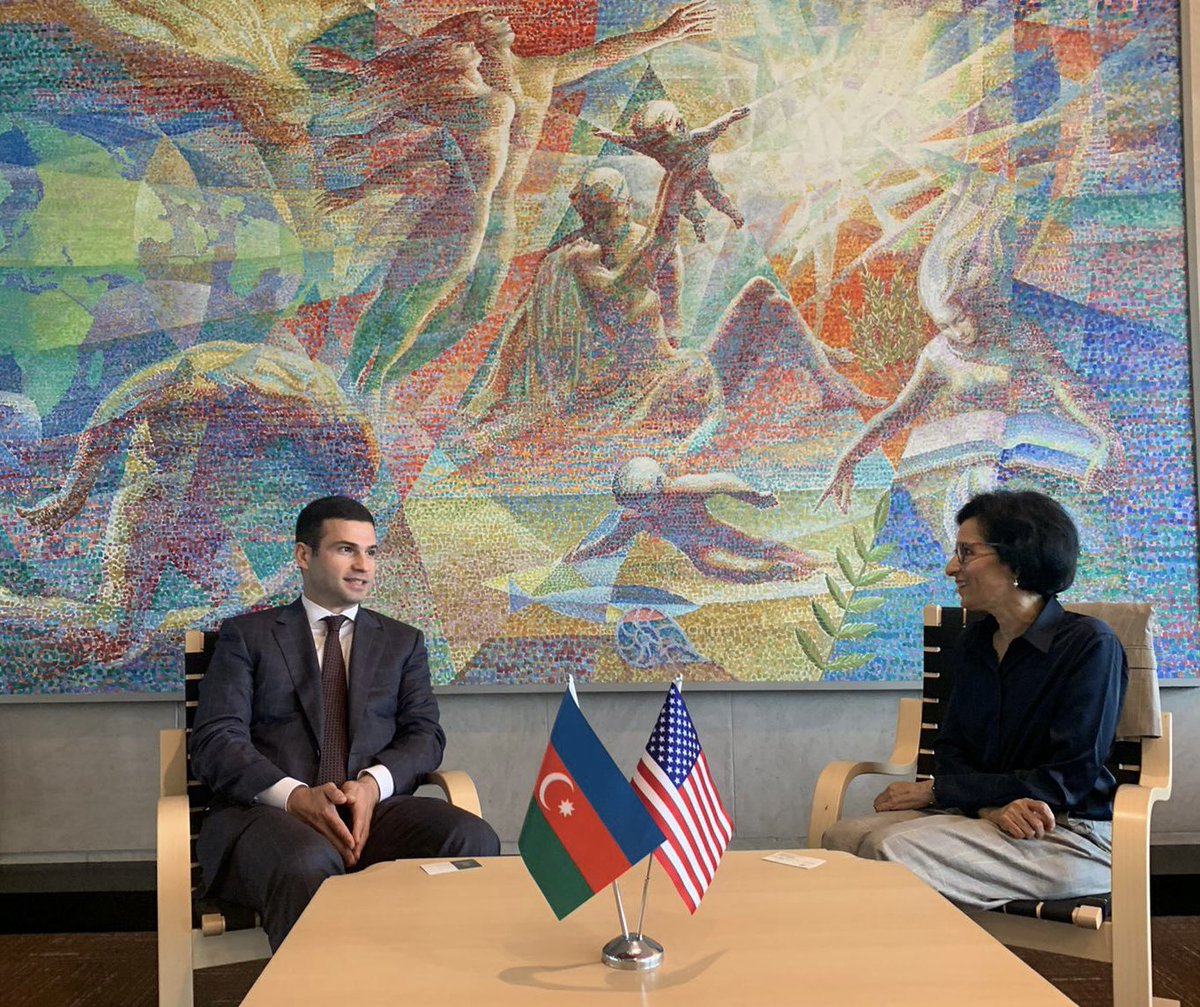 MammadovOrkh's tweet photo. Pleasure to meet Ms. Anjum Malik, Co-founder and Managing Partner of Alhambra US Chamber at @UN Headquarters in New-York. Discussed possible cooperation between #KOBİA and @AlhambraUSC in supporting #SMEs and establishing new contacts among businesses of 🇦🇿 and 🇺🇸. https://t.co/yGwt4d9Gud