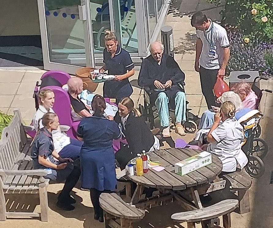 harper_bright's tweet photo. Wimbledon has landed on the Stroke Unit!Patients receive ⬆️limb therapy and mood boosting by playing 🎈 tennis!Our patients and staff had a fun time this morning!Followed by 🍓and cream naturally! @Caitylou7 @JustineWren2 @CatherineFusse2 @Mel_Chambers76 @kellyMcgovern21 https://t.co/E6NnUgLvNd