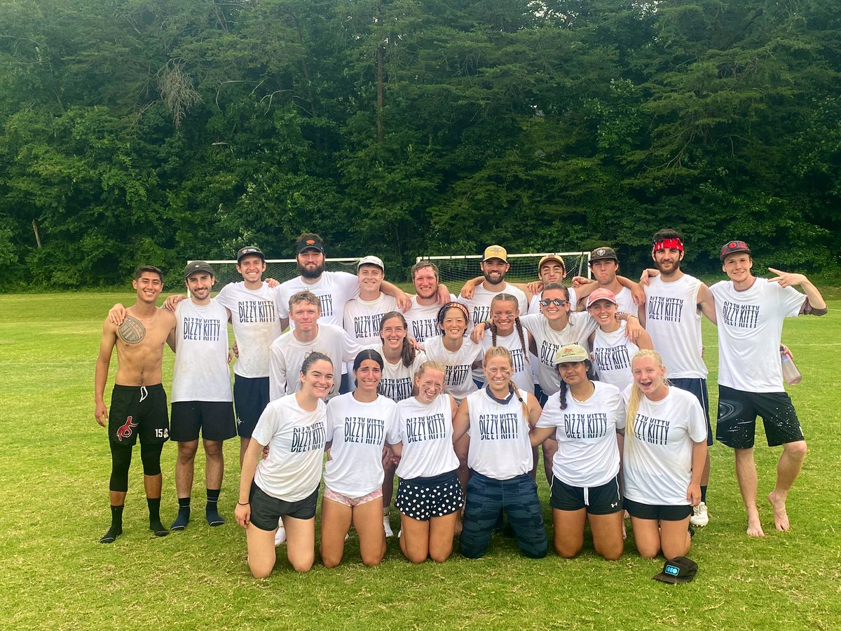 DizzyKitty_Ulti's tweet photo. Tournament recap: Dizzy entered Summer Glazed Daze this past weekend as the 15th seed & finished 6th overall breaking seed 9 TIMES🙀! We had a blast💥going up against some super rad teams & playing high level ultimate🥏! Rest of the season, here we come😼! 🆙🆙🆙 #GettingDizzy https://t.co/kRziUstjCY