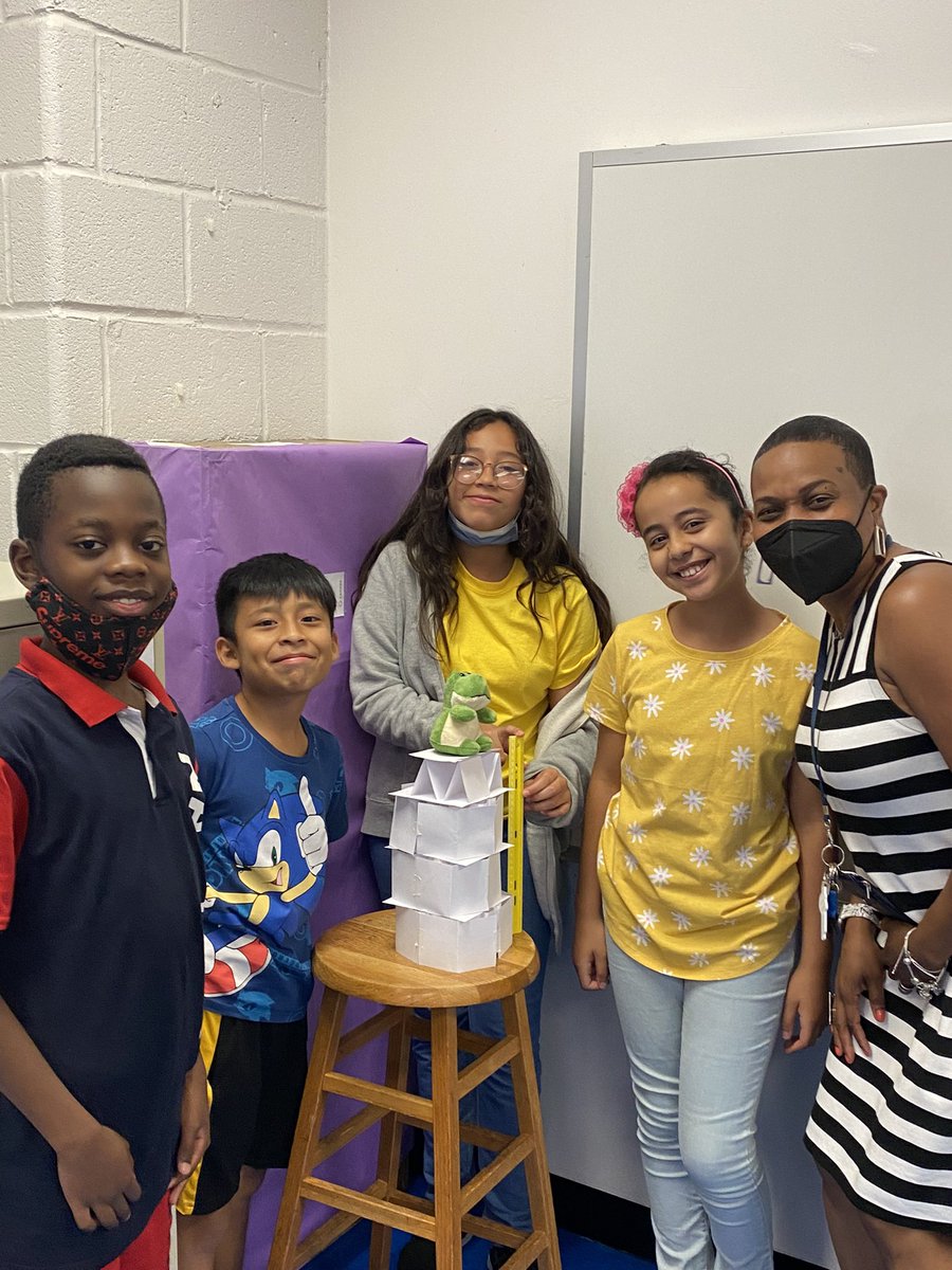 Steelersjodie's tweet image. “Difficult, Worried, Exciting, and Wonderful to Learn” - student voices from  Day 1 Middle School Summer Learning Camp, Tower  activity  @ACPSk12 #STEM #InquiryBased @ACPSHPE @CivicTREK_ACPS @ACPSsummer
