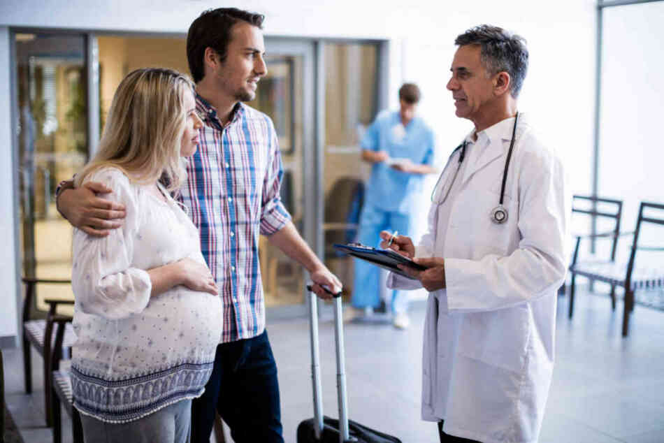 genes2teens's tweet photo. There are many moving parts in the labor and birth experience. Even with a birth plan in place, it can be hard to know what to do and what not to do. Take a look at some tips for the finish line. https://t.co/pwJVh7BgpS #pregnancychat https://t.co/mjWmpTDUh7