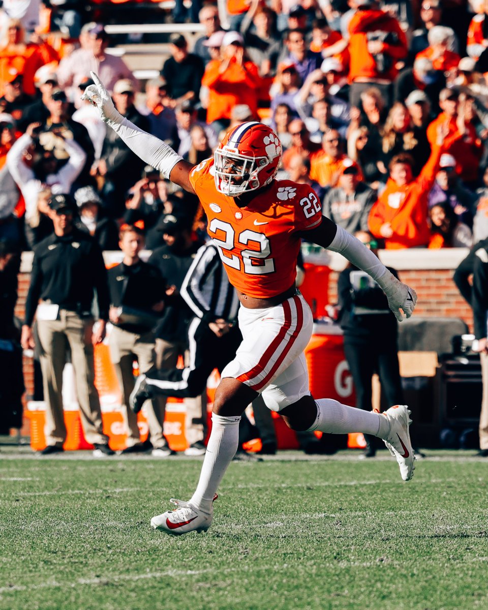 Clemson Football tweet media