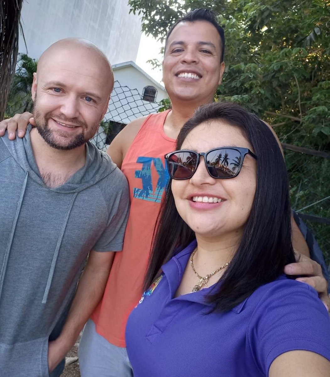 CobaMayan's tweet photo. Finally! Who is in the house? super south zone team💜🎉👏📸🌿

Welcome to #CobaMayanTraditions 
Han Arnold , Arturo &amp; Dave Keogan  thank you for joining us 😊 @TUIGroup https://t.co/P5cDZdCORl