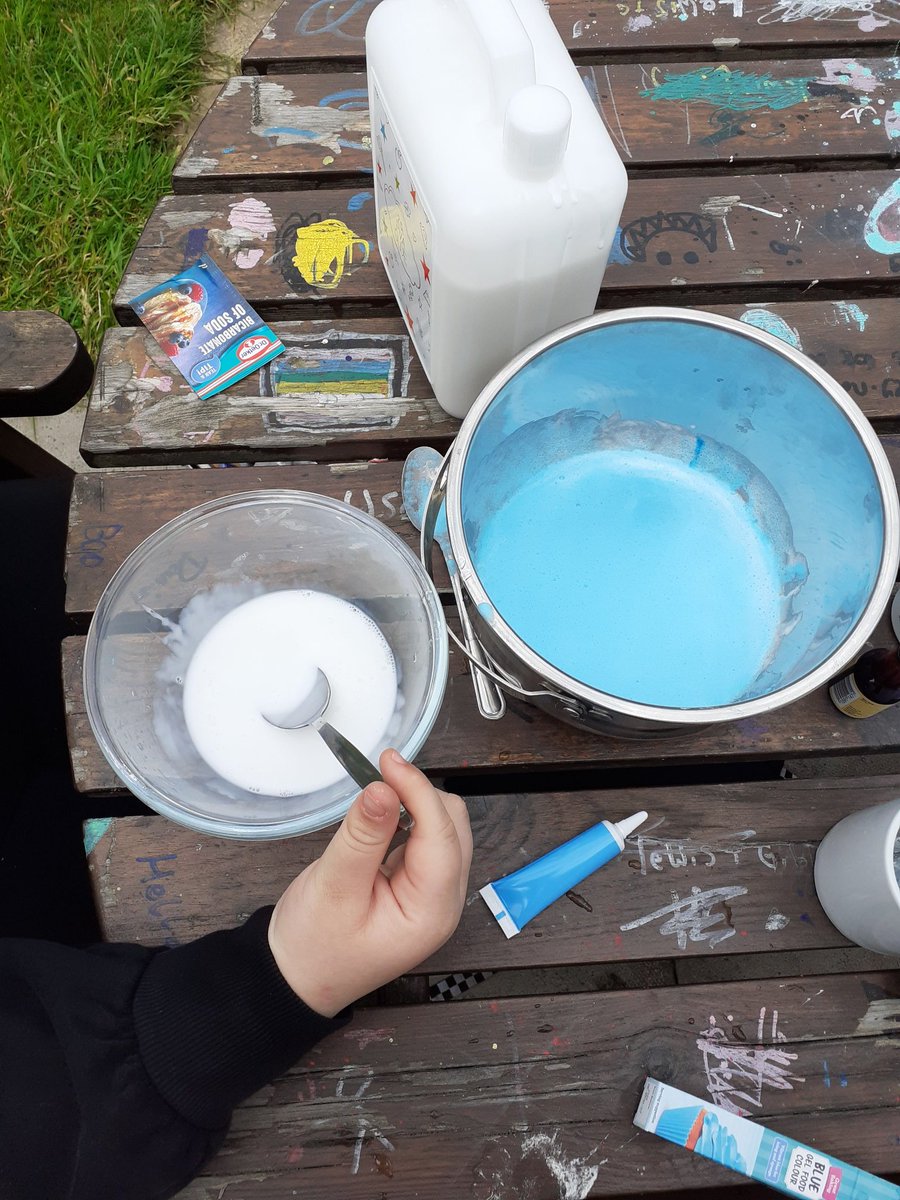 Does anyone know a good recipe for slime 🙈 me and a creative <a href="/intandemScot/">intandem</a> mentee couldn't figure it out!! <a href="/ysortit/">Y sort it</a> ps sorry it wasn't purple 💜