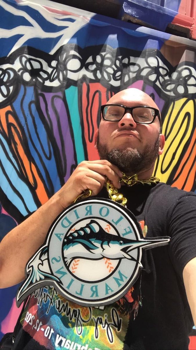 MIAMIchris17's tweet photo. Always repping the hometeam ! #305 #tailgating305 #miamimarlins #chains #custom #resinart https://t.co/y5EEPfYvpi