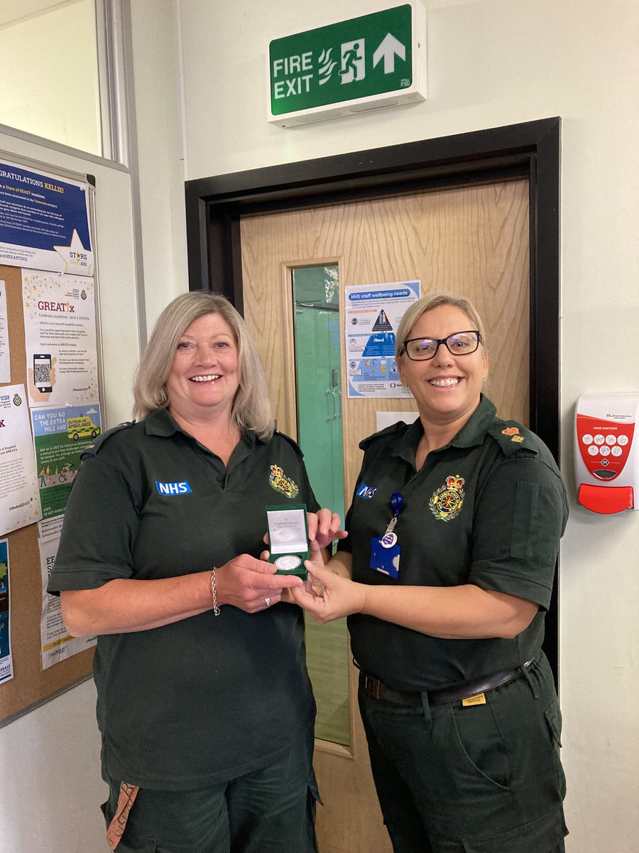 EEAST_TOC's tweet photo. Today some of #TeamTOC were presented with their Commemorative Jubilee Coins by GM Jemma. 

The coin is to recognise the commitment and hard work of all of #TeamEEAST for the outstanding job everyone does! 🎇

#ThankYou #OneTeam #AACE https://t.co/WBVmRN36Ci