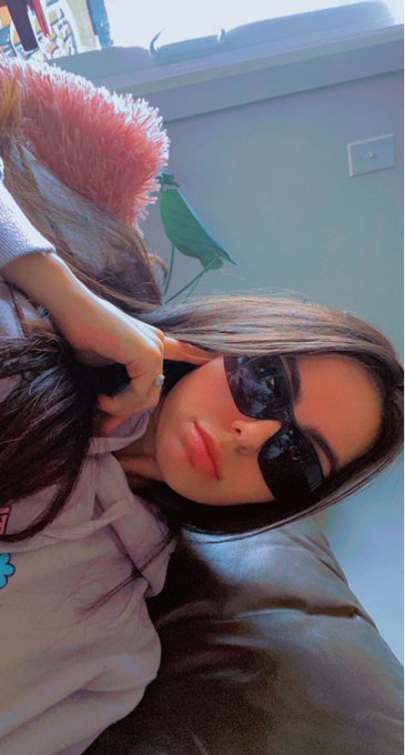 I got my eyes lasered! *pew pew* so no more eye cum shots until I&rsquo;m HEALED 😤 https://t.co/AnRZO4pQxF<a href="/tag/mvsales"class="tags"><span>#mvsales</span></a>