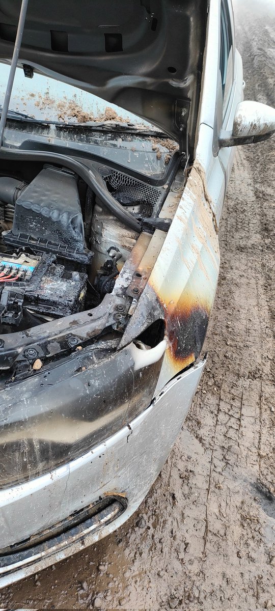 ankitJATmalik's tweet photo. @volkswagenindia @Piyush_Arora_ @ConsumerReports @VWOfficial     Again I am being given tentative dates and vague assurances but no actual progress has been made.I just want to ask tht is VW such incompetent tht it is unable to source a mere car wiring tht too from it own factory https://t.co/TRGxQyiRPV