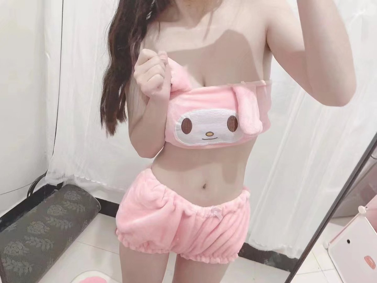 clsxxn's tweet photo. 第一次玩推特，希望可以受到大家喜欢嗷 https://t.co/T3twzzI3EQ