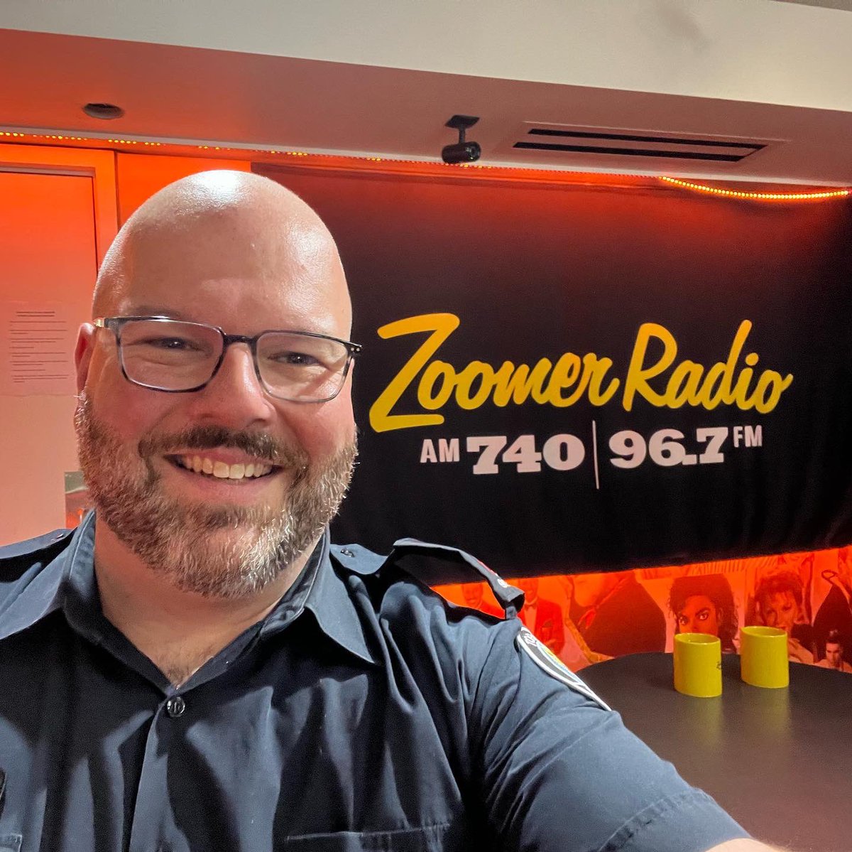 VoiceoverCop's tweet photo. I’m in #studio at @zoomerradio with @tps_bikehart and we’ll be joining @libbyznaimer @fightbacklibby to discuss the @torontopolice #TrafficSafety campaign called #KeepTorontoMoving in @cityoftoronto. Tune in to get the scoop! https://t.co/Nz3LSCLnJA