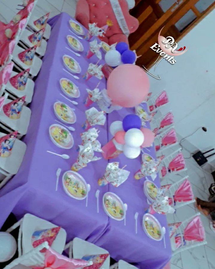 AngeleMbango's tweet photo. Dressage de table  birthday kids by PA Events. 
Contactez nous au 691 54 53 33 pour toutes reservations. https://t.co/sZfJOsm1HJ