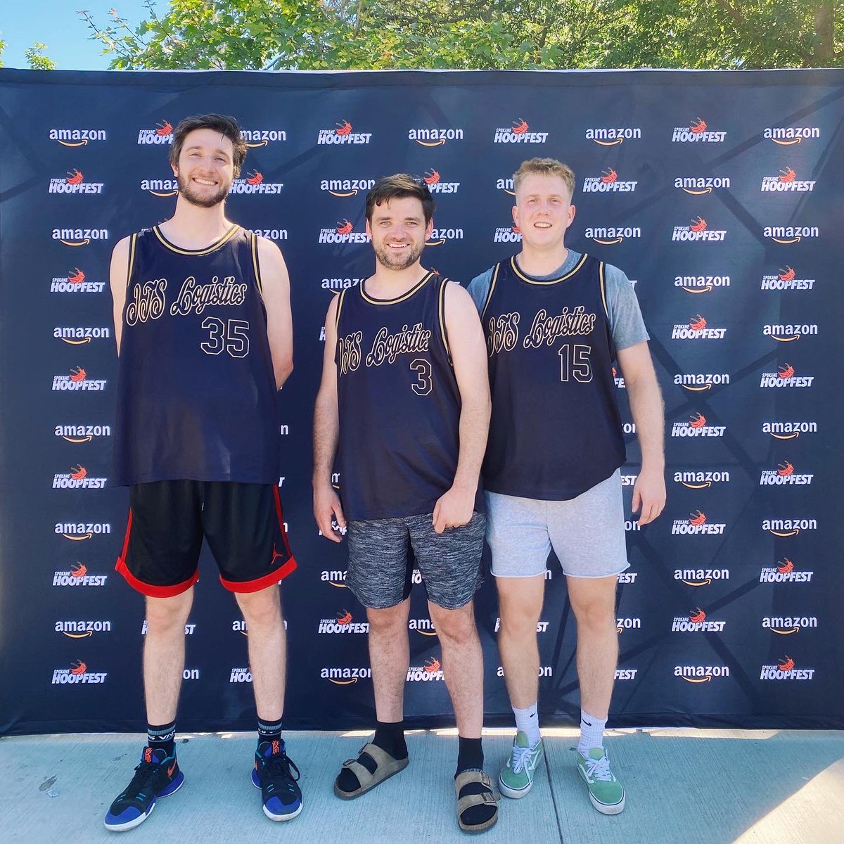 ITSLogistics_'s tweet photo. First ever #ITS trip to @spokanehoopfest 🏀 The boys are already getting ready for next year! See y’all next year🏆 https://t.co/MPZV1cXQdw