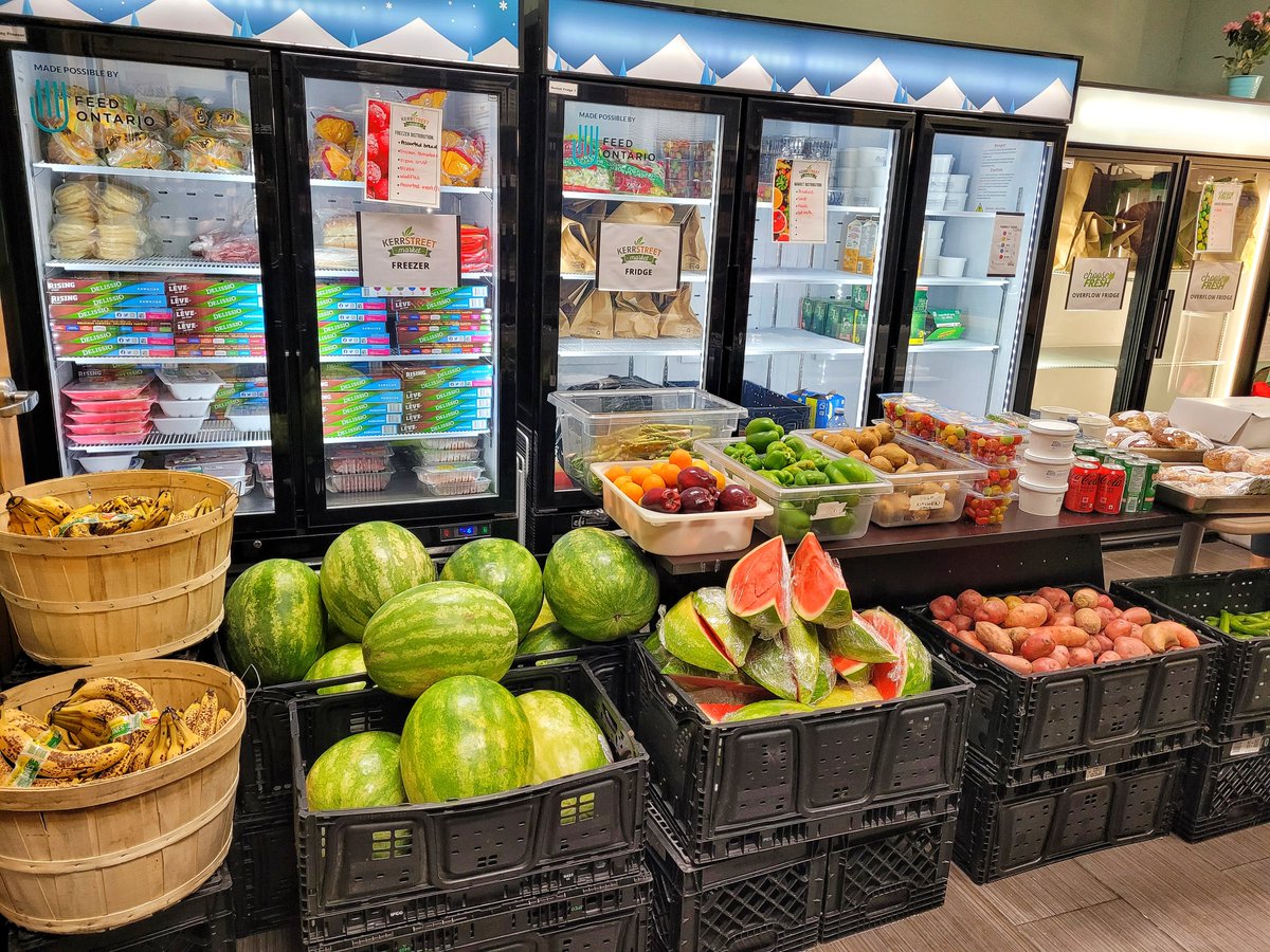 kerrstmission's tweet photo. Our market was full on Friday. A full market is a beautiful testament to humanity's kindness. We could bless many families this weekend with fresh &amp; nourishing  produce. This is only possible because of our donors. 🍉🍊🍌🥦🥔
When do you normally restock your fridge? https://t.co/w7oMXn8ra0