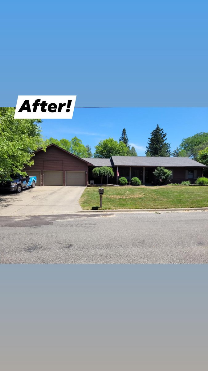 BayToBayBC's tweet photo. It's a great day for a new roof!  Call us today for a free estimate - 883-761-7663 https://t.co/3wYon06Wc9
