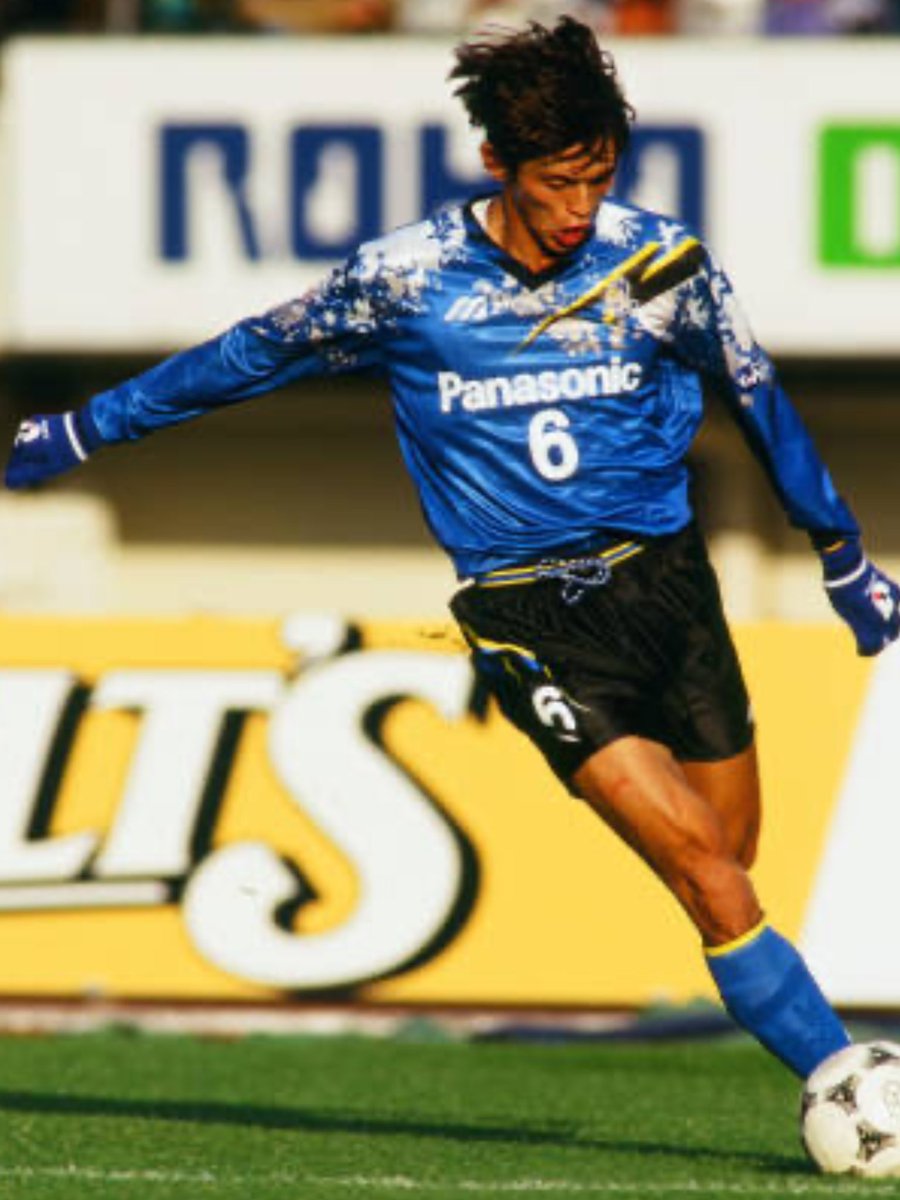 Iconic Football Shirts tweet media