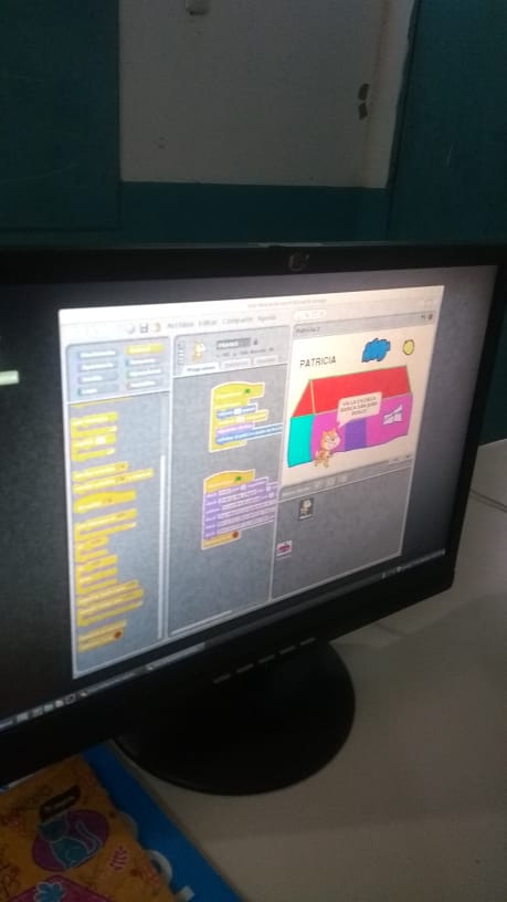 FBITAmazonas's tweet photo. Taller de scratch impartido a los docentes de la EB San Juan Bosco Cbit San Juan Bosco.
#SomosFundabit
@_LaAvanzadora
@MPPEDUCACION
@leivi24
@Fundabit_ 
@Kporras10 https://t.co/VLB7jUWBqJ