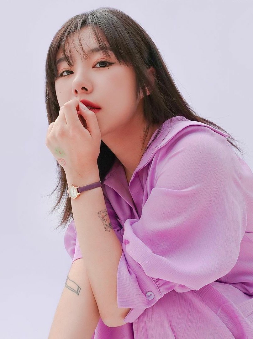 Whee_GlobalWind's tweet photo. [📈] Wheein ranked at #32 for the 'Most Searched Female Idols on NAVER in the first half of 2022' 👏🎉

#WHEEIN #휘인 @THEL1VE_LABEL https://t.co/b9ZHvbBOZR