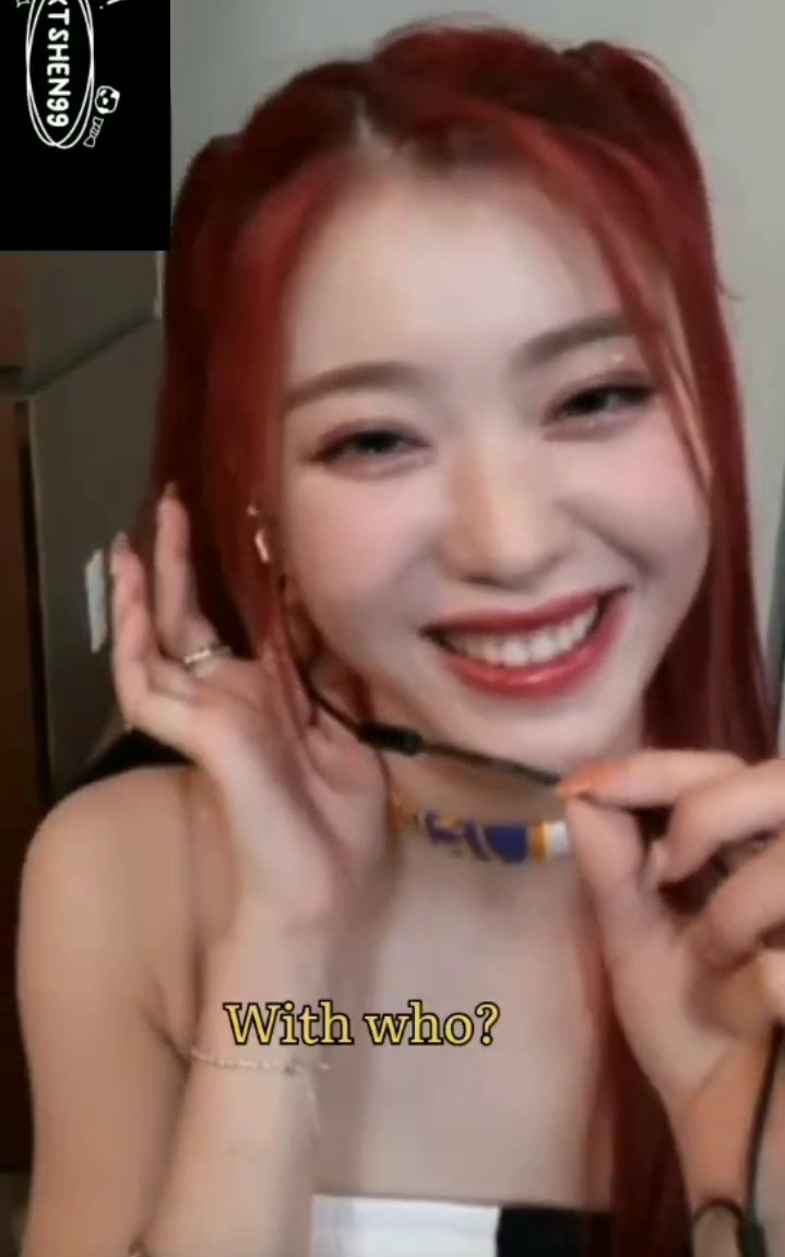 Ilyurina99's tweet photo. Happy Xiaorina Day 🦋💙

The way their eyes also smile everytime they mention each other's name 🤧 https://t.co/975dMli8Pg
