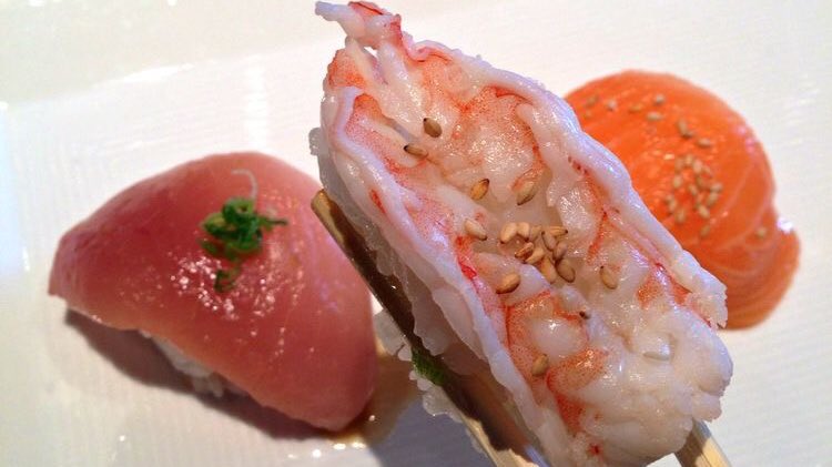 HeavyHh1tter's tweet image. sangria stained lips