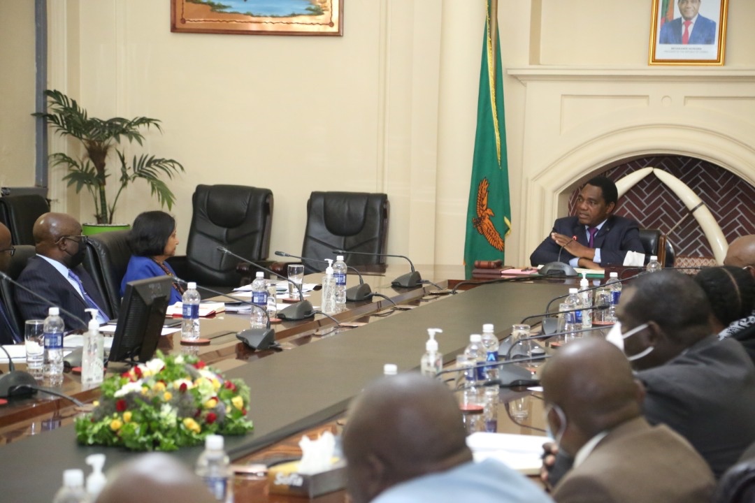 kanshula's tweet photo. Today, I met President @HHichilema in Lusaka. The @World Bank looks forward to working closely with #Zambia to successfully implement #IDA20. We also stand ready to continue supporting Zambia’s proactive efforts to address #debt vulnerabilities. #IDAworks #Debt4Dev @sahr_kpundeh https://t.co/Bad1GARIkC