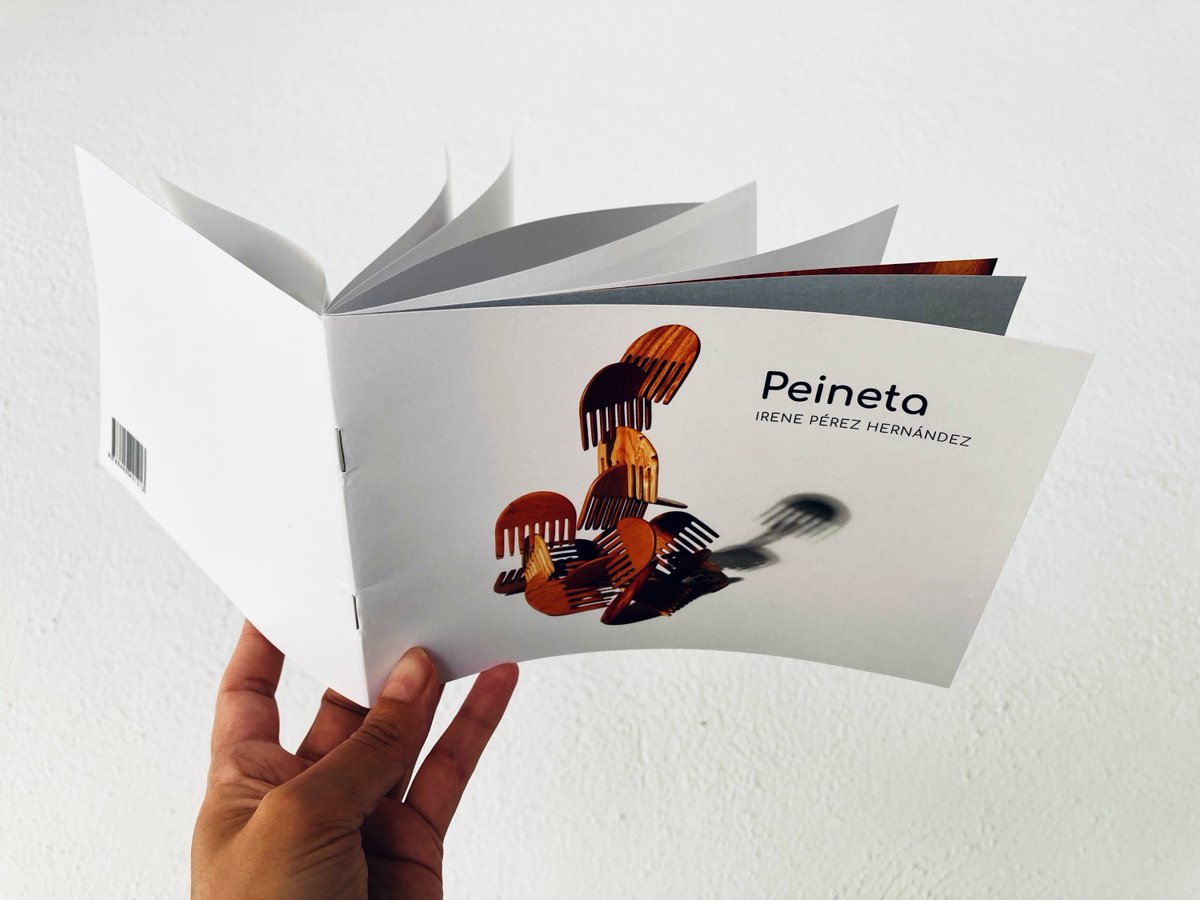 “Peineta” is a sculpture composed of cultural artefacts that connects 2 different regions, and illustrates the functions of cultural objects in a contemporary way. My project “Peineta” that consists of a sculpture and a book was funded by a scholarship from MWK BW