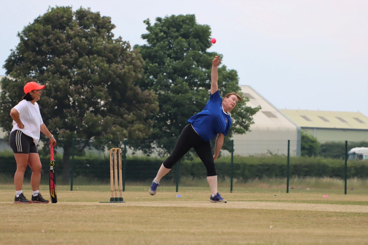 RocklandsCC's tweet photo. On Thursday 23rd June our Women’s Softball Cricket team (Rocklands Rockettes) travelled to @ThetfordTownCri for the first of four festivals in the NCB Mr Cricket Hockey Women’s Softball Cricket League.

📸Read about the night and see all our photos here: https://t.co/nmfNfLJlSC https://t.co/uB2Iub830h