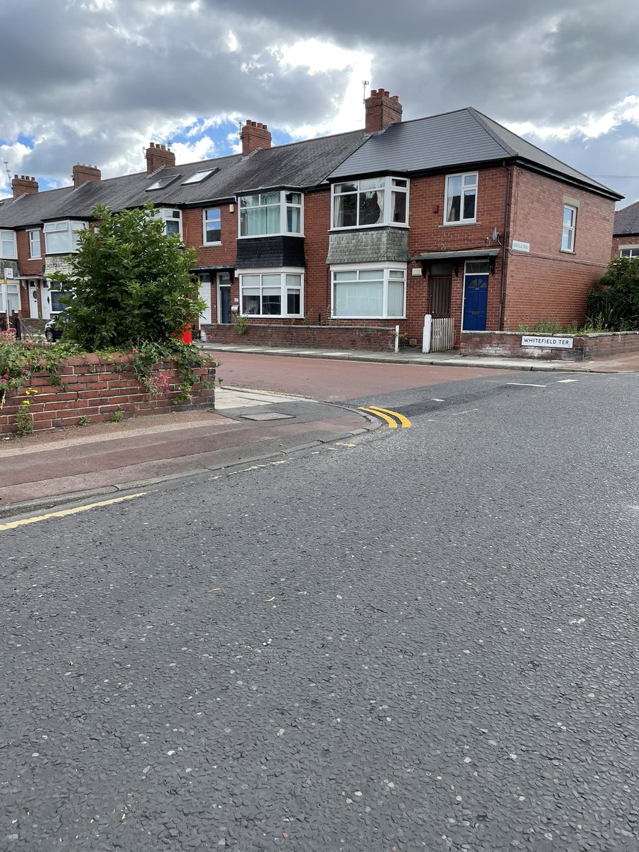 Chappers_rites's tweet photo. @StagecoachNE Hi @StagecoachNE still no roadworks on the corner of Sacksville and Whitefield. The bus is missing these stops out for no reason atm!! https://t.co/SVZVoVqYyv