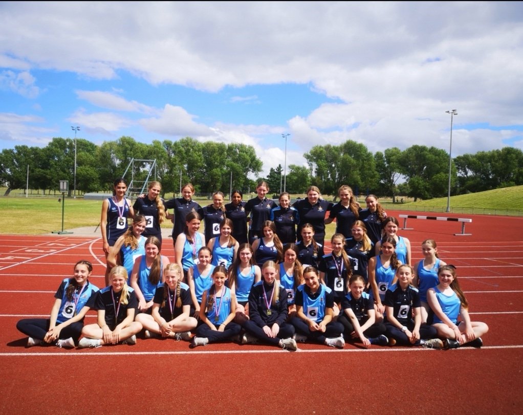 MtgsPe's tweet photo. Sefton Schools Athletics🏃‍♀️
Fantastic team performance today with finishing positions as follows:
Year 7🥉Year 8🥇Year 9🥉Year 10🥈 Overall placing🥈Well done everyone for your performances, great end to the athletics season👏 https://t.co/19SKKjl7l0