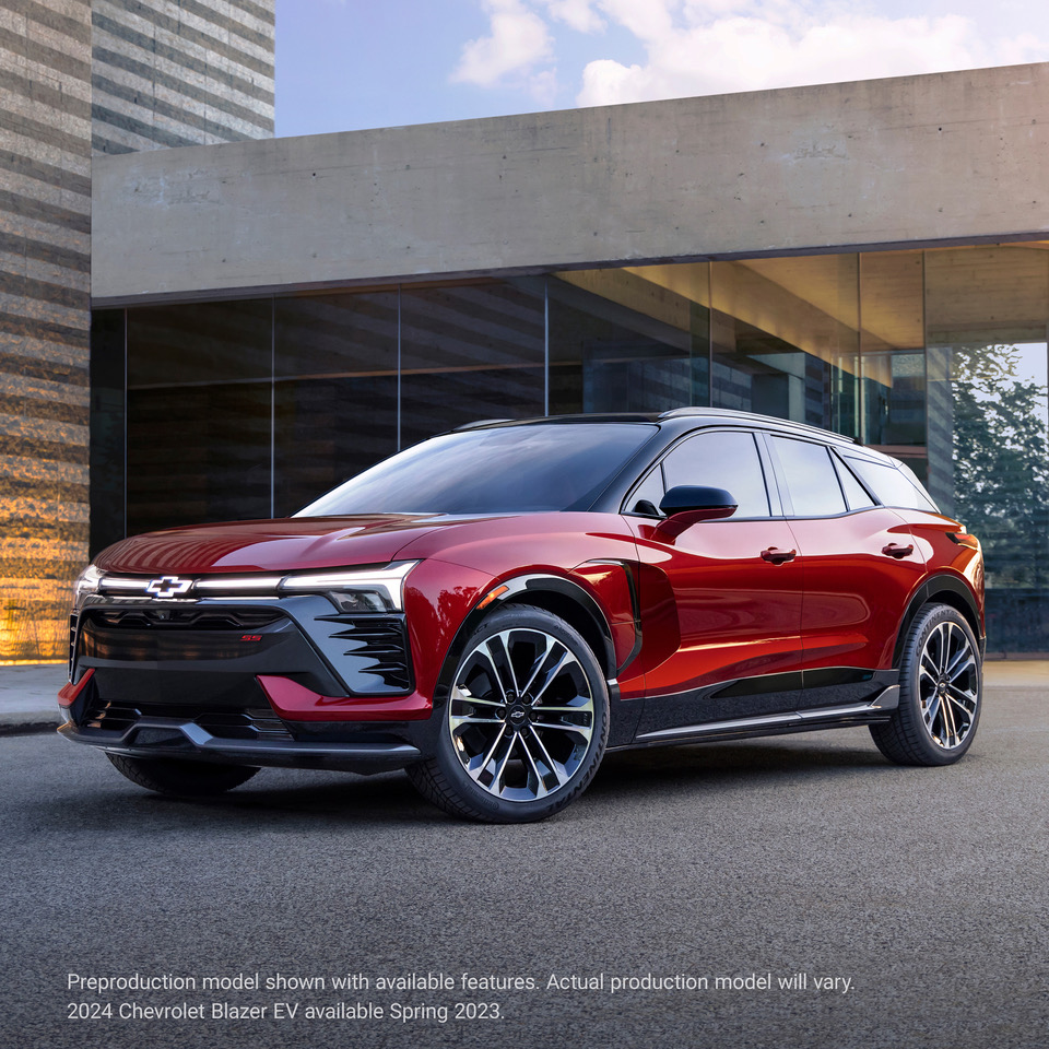 BozarthLoneTree's tweet photo. The Chevy EV lineup is getting bigger! The All-Electric Blazer will be revealed on 7.18.22! Stay tuned for more info!

#ChevyElectric #BlazerEV #Blazer #ChevyBlazer #Chevy https://t.co/oxKy9Yn1YE