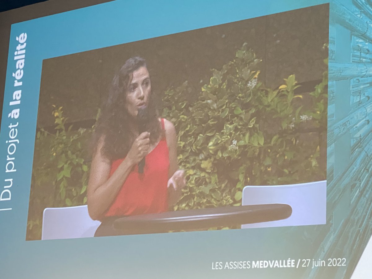 ITK_decide's tweet photo. « Les scientifiques ont démontré qu’une autre alimentation des bovins peut réduire de 70% les émissions de méthane, gaz contributeur du dérèglement climatique. ITK crée des applis mobiles qui mettent ces découvertes dans les mains des agriculteurs. » #medvallee @aline_bsaibes https://t.co/vwPLbgThPq