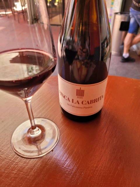 Ribeiro de fruta.
Ligera astringencia.
Bastante equilib….Wine en Bodegas El Paraguas por Vivino: vivino.com/users/fernando…