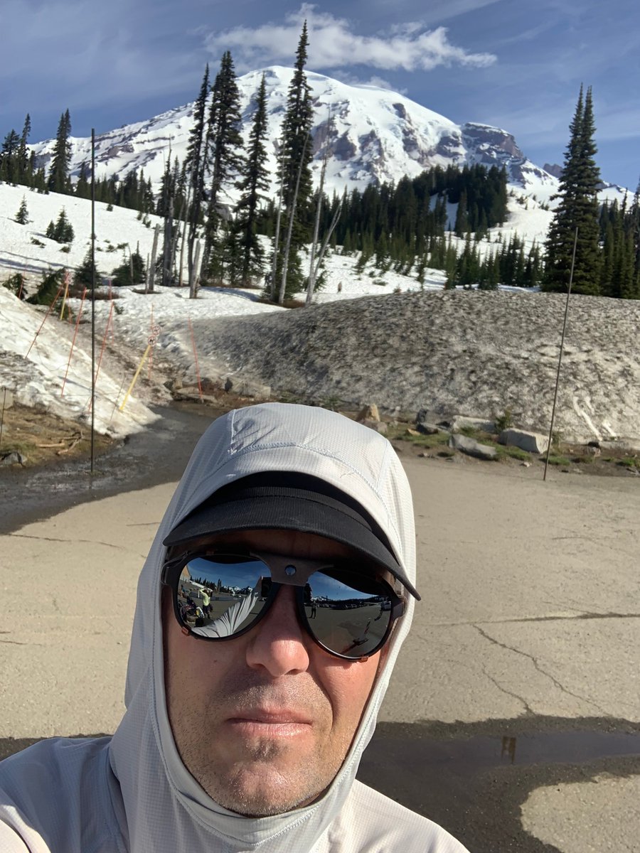 JodisClimb4Hope's tweet photo. Our Mt Rainier team just departed Paradise trailhead, heading for Camp Muir tonight. Hopeful summit attempt early Wednesday. They're already successful -- raising over $20k for MS &amp; breast cancer research. If you want to donate: https://t.co/1OygvdvlNR https://t.co/ZHDXLNmosF
