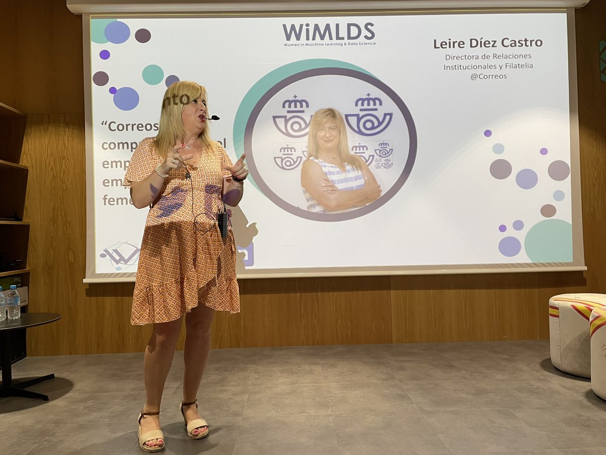 WiMLDS_Madrid's tweet photo. Encantadas en @Correoslabs con tanto #talento #femenino contándonos diferentes #experiencias sobre #datos #emprendimiento y los 306 años de historia de @Correos @mgarcira @raulbartolomer @noacruz @mariaabadb @EduvigisOrtiz @dankominsky @Women4Cyber_SP @urbanoprada @valdurES https://t.co/v3YI2KapMv