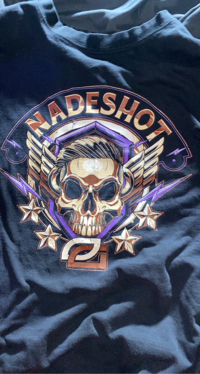 ThatMoakeyKid12's tweet photo. Still reppin this banger of a shirt @Nadeshot @OpTic https://t.co/NdhGBhF2bb