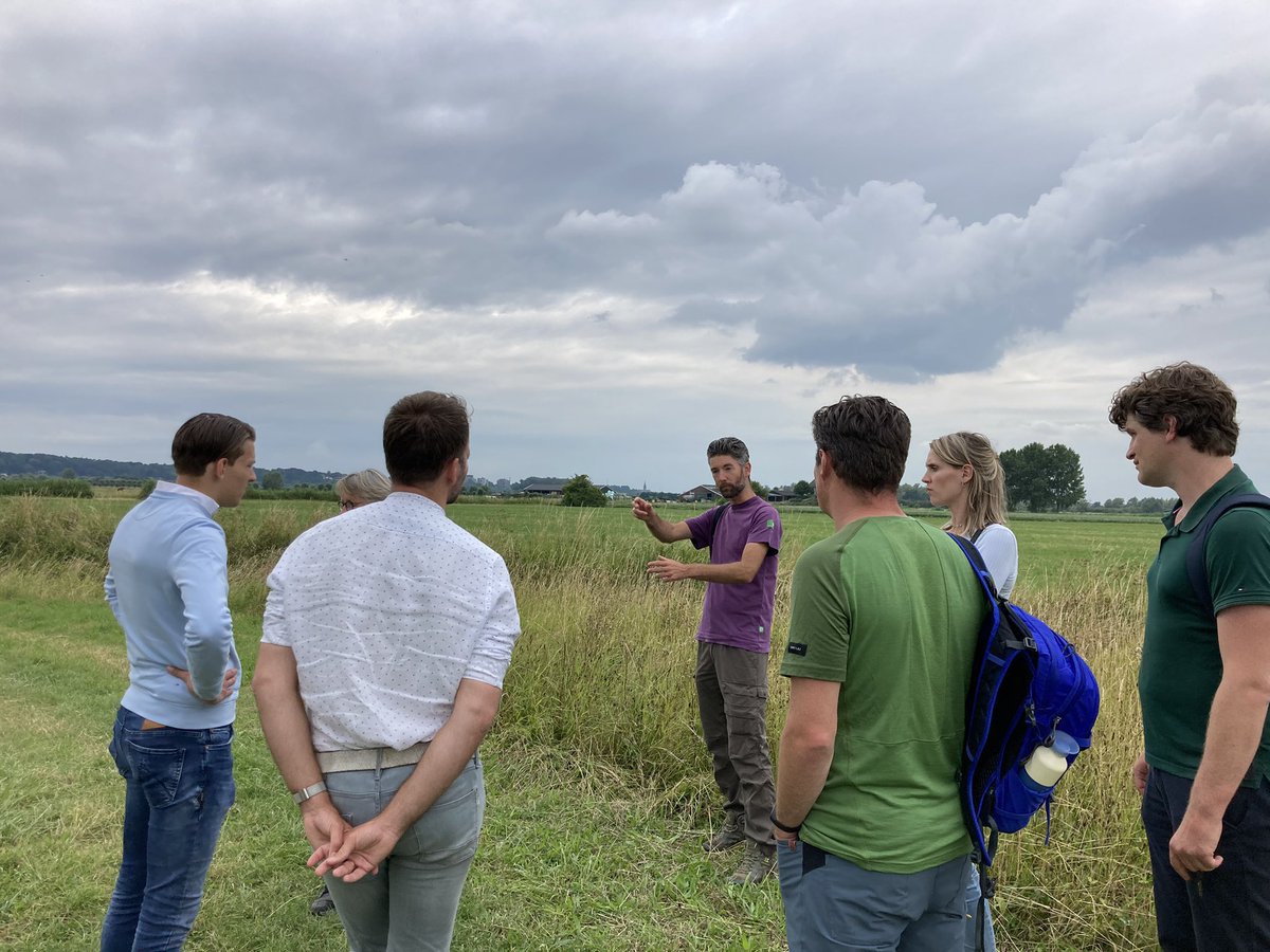 Vandaag samen met <a href="/DerkBoswijk/">Derk Boswijk</a> @Sanderturnhout <a href="/Marieke_v_Duijn/">Marieke van Duijn</a> <a href="/ViaStichting/">Stichting Via Natura</a> en anderen een bezoek gebracht aan de #gelderspoort en #ooijpolder. Door samen te werken met de omgeving zijn hier prachtige initiatieven ontstaan met winst voor natuur, platteland en recreant.