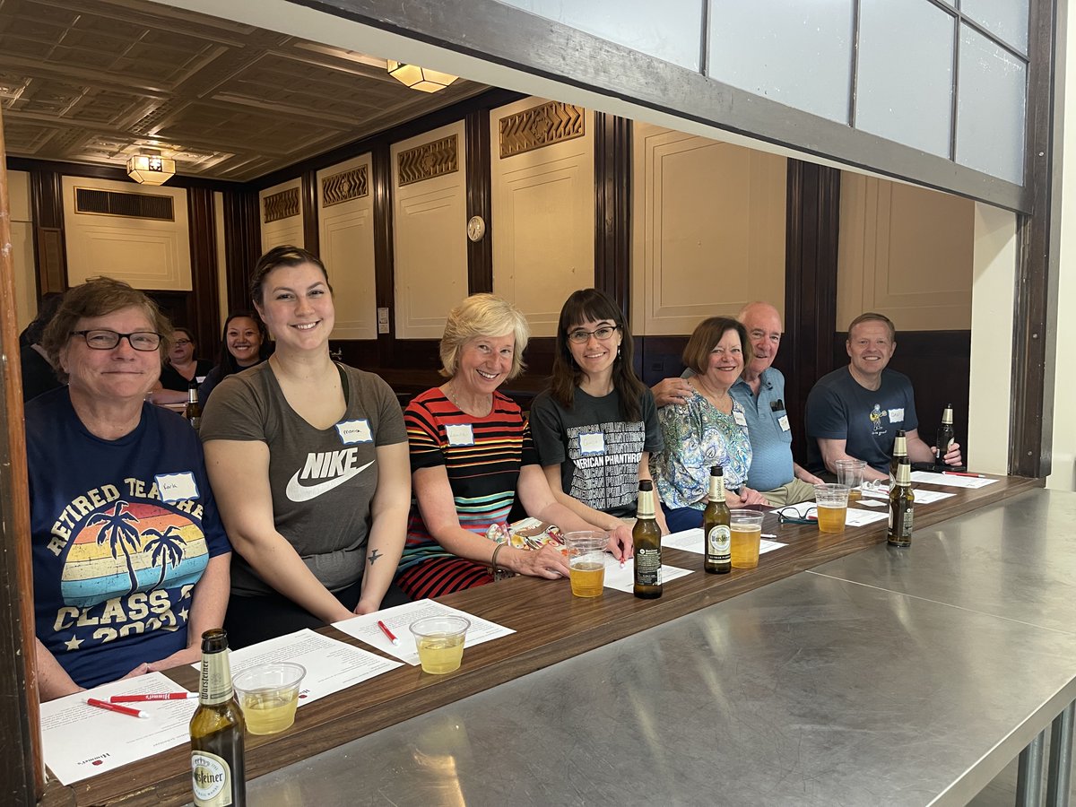 Dankhaus's tweet photo. Thank you to everyone who joined us last week for our June Kulturküche class! Chef Carol Himmel of Himmel's Restaurant taught us how to make her delicious Rahm Schnitzel - a favorite! Thanks, Chef Carol! 

#german #germancooking #germanfood #chicagorestaurants #cookingclass https://t.co/NwR0c5dwKP