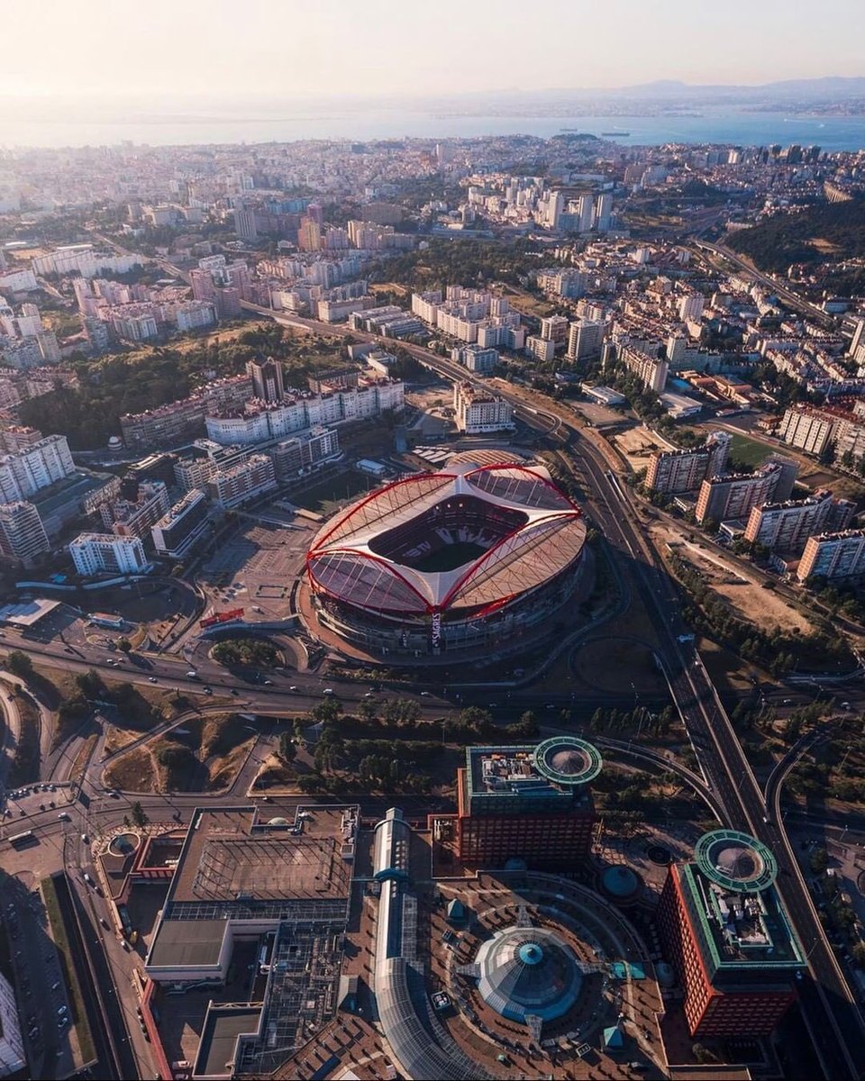 ManolisGiak83's tweet photo. 🏟🔴⚪️🇵🇹 https://t.co/oYQNecewyj