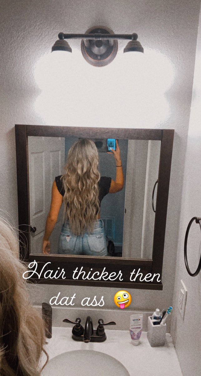 _linds_linds's tweet image. Rt if you love blondes 👱🏽‍♀️