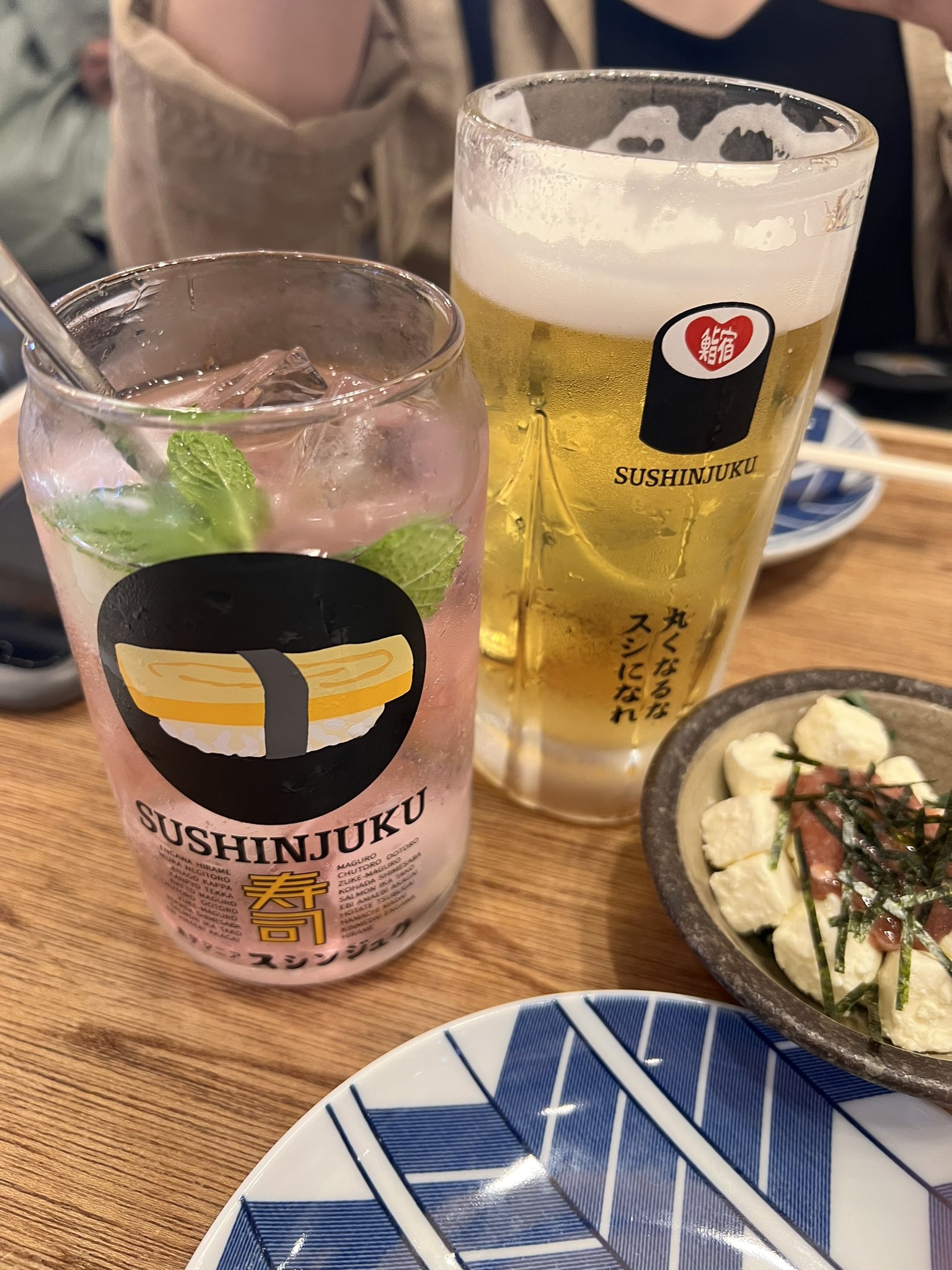 ほぼ新宿のれん街 公式 日本初の倉庫型横丁 古民家リノベのエモ横丁 Hobo Shinjuku Twitter