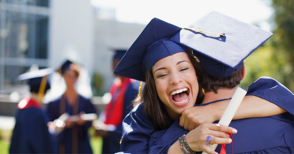 SGItweets's tweet photo. You made it! 🎓 
It’s time to kick off summer. ⛱️ 

Here’s your friendly reminder to #DriveSober and find a safe ride home. 🎉 https://t.co/IKyutPojJu
