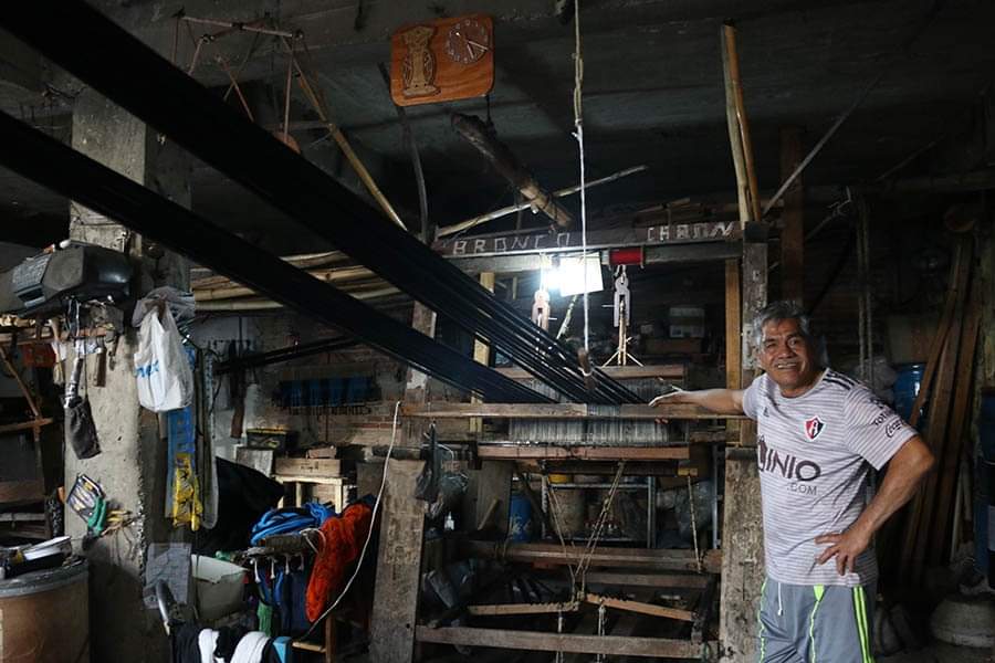 plantadesoool's tweet photo. Oigan, traigo spam de rebozos elaborados en telar de pedal, desde Chilapa, Guerrero. Son 100% de algodón, tienen un precio de $400 pesos. 

Es un oficio familiar, si a alguno le interesa puede mandarme dm o visitar la página de Facebook Rebozos don Cirilo https://t.co/MVkN2zRgUY